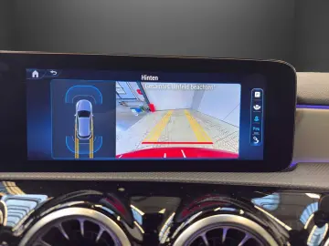 MERCEDES-BENZ A 220 d AMG Pano AHK Totwinkel Keyless SHZ LED