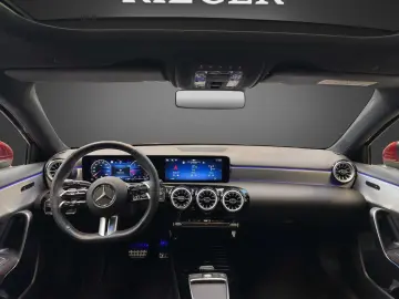 MERCEDES-BENZ A 220 d AMG Pano AHK Totwinkel Keyless SHZ LED