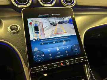 MERCEDES-BENZ C 300 AMG AHK Totwinkel Pano-SHD MEM 360