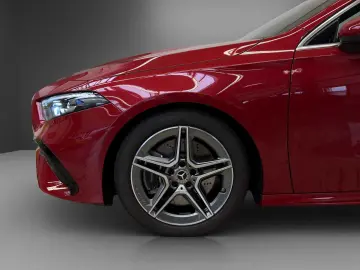 MERCEDES-BENZ A 250 4M Limousine AMG Totwinkel Multibeam SHZ