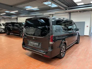 MERCEDES-BENZ EQV 300 lang Multibeam Airmatic