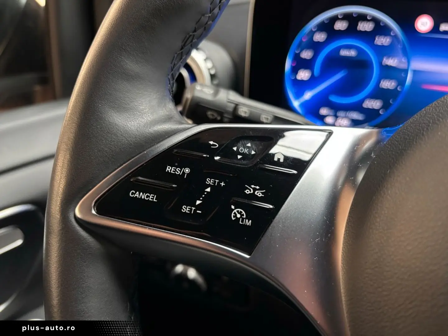 MERCEDES-BENZ EQV 300 lang Multibeam Airmatic