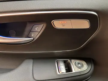 MERCEDES-BENZ EQV 300 lang Multibeam Airmatic