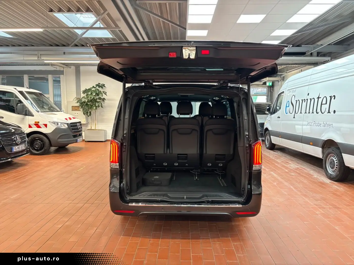 MERCEDES-BENZ EQV 300 lang Multibeam Airmatic