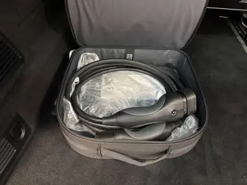 MERCEDES-BENZ EQV 300 lang Multibeam Airmatic