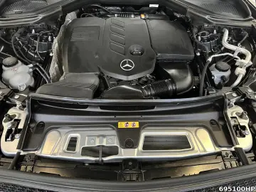 MERCEDES-BENZ GLC 300 d 4M AMG AHK DISTRONIC Memory KEYLESS