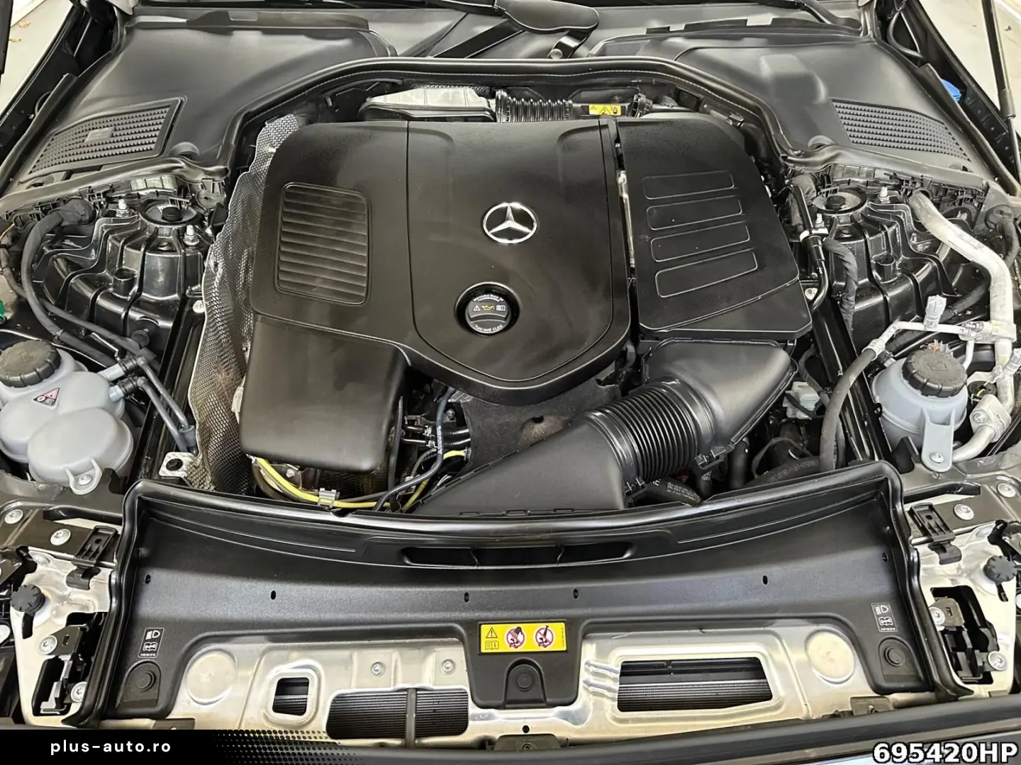 MERCEDES-BENZ C 300 e T AMG Night AHK DIGITAL LIGHT DISTR