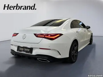 MERCEDES-BENZ CLA 200 d AMG  Night Pano Lenkradhzg Ambiente