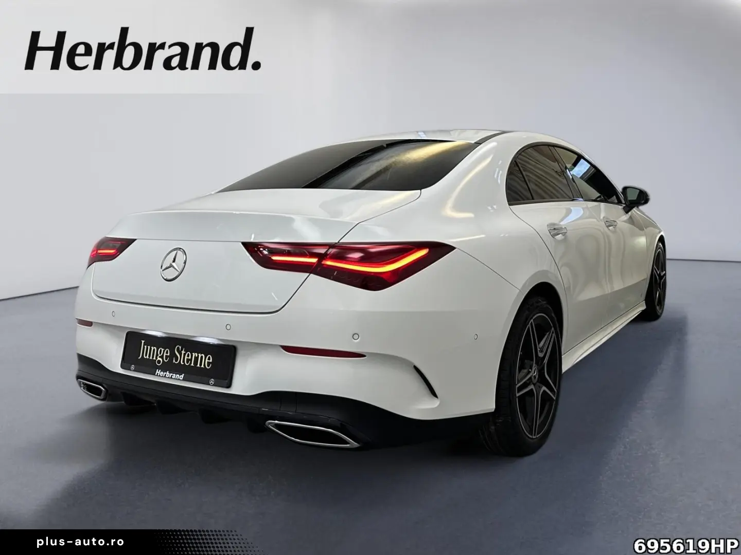 MERCEDES-BENZ CLA 200 d AMG  Night Pano Lenkradhzg Ambiente