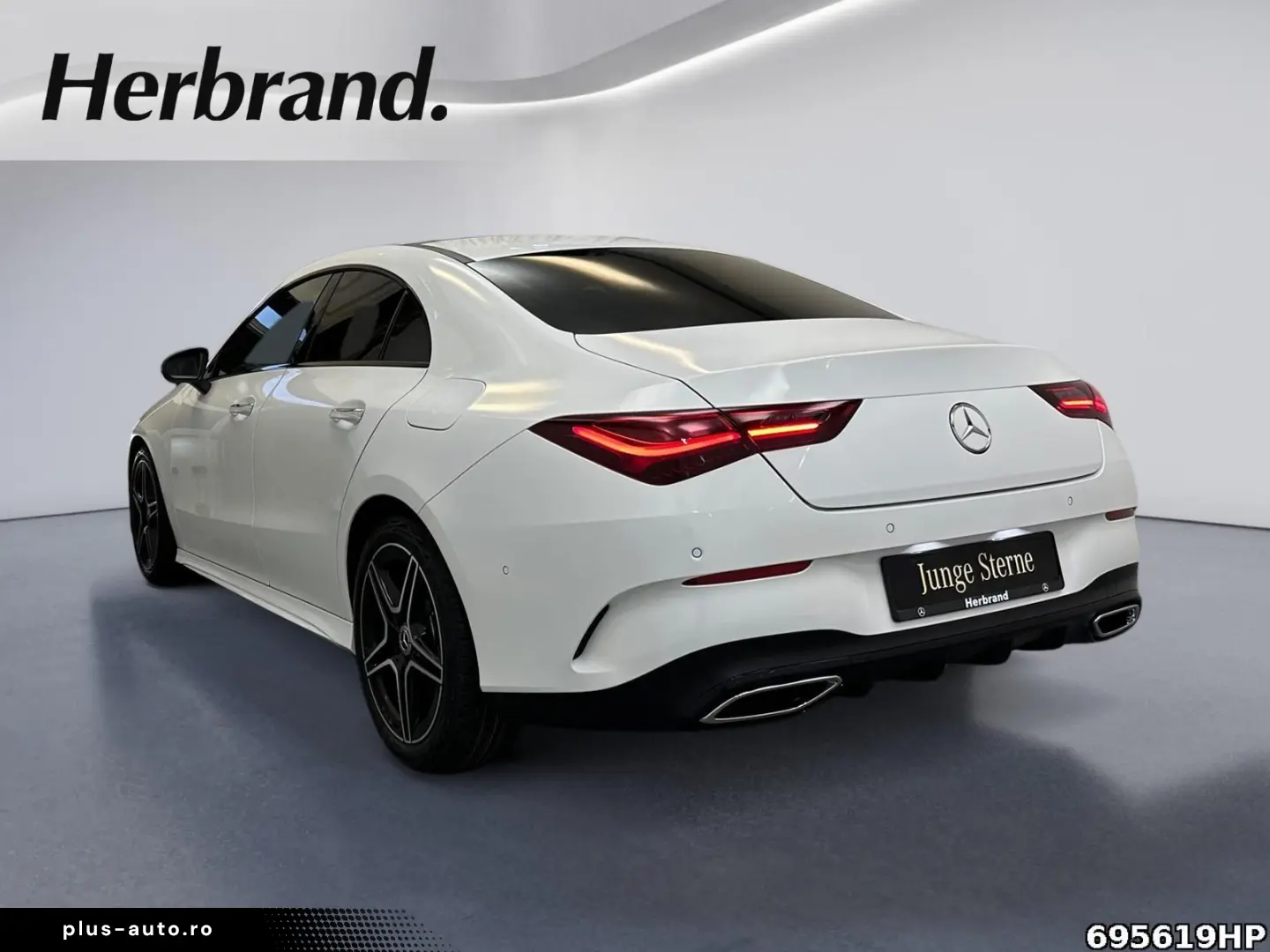 MERCEDES-BENZ CLA 200 d AMG  Night Pano Lenkradhzg Ambiente