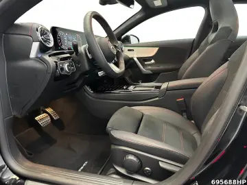 MERCEDES-BENZ CLA 250 e AMG  Pano KEYLESS Lenkhzg. Ambi