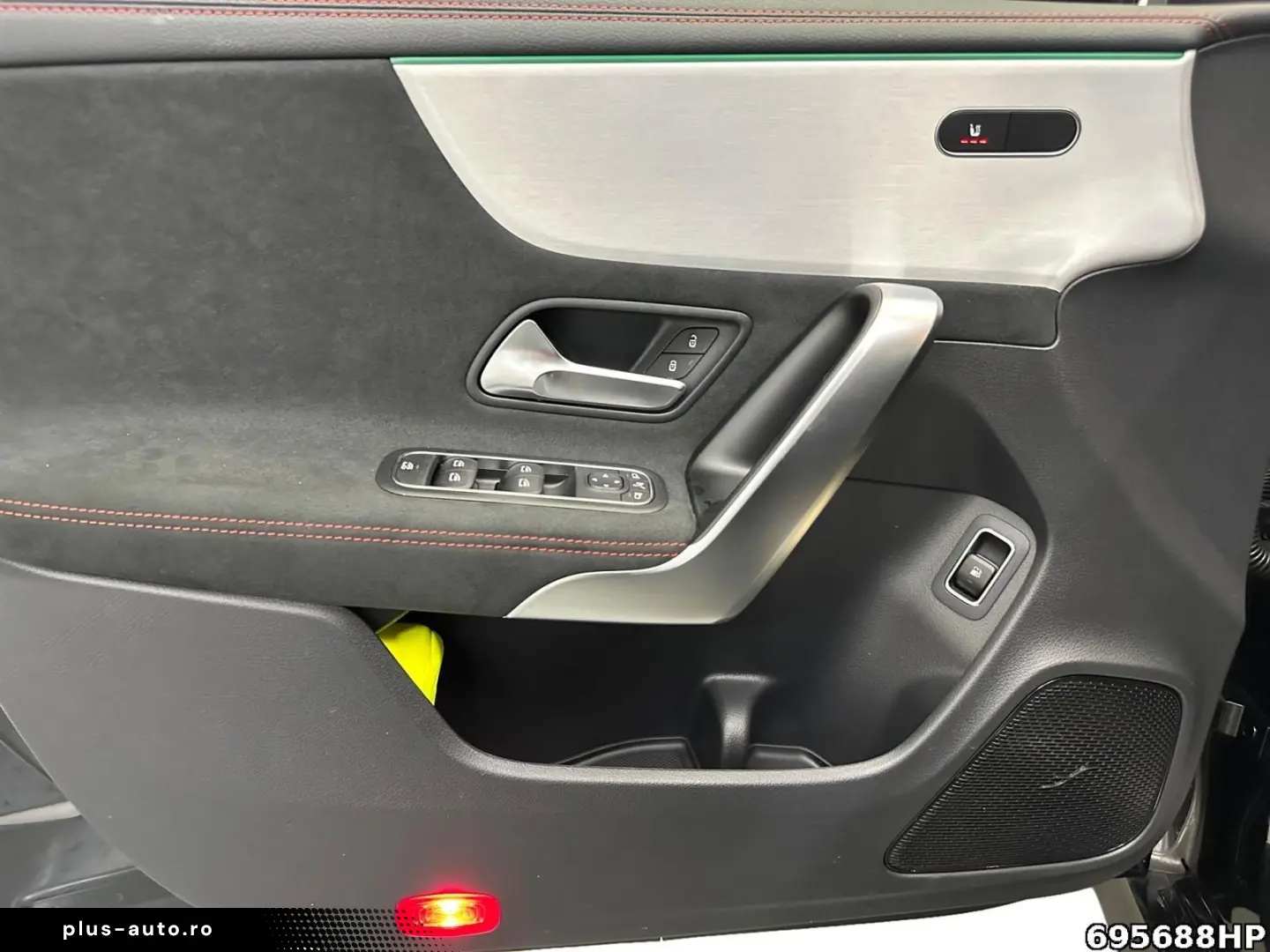 MERCEDES-BENZ CLA 250 e AMG  Pano KEYLESS Lenkhzg. Ambi