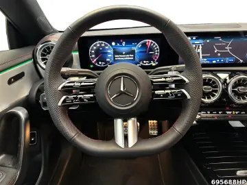 MERCEDES-BENZ CLA 250 e AMG  Pano KEYLESS Lenkhzg. Ambi