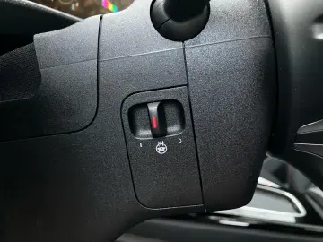 MERCEDES-BENZ CLA 200 Coupé AMG LenkradHz Panoramada&hellip;