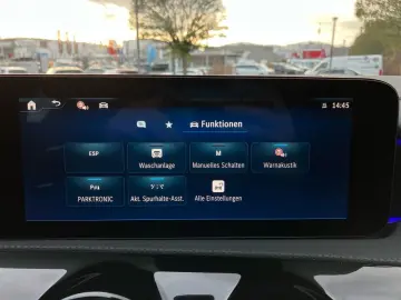 MERCEDES-BENZ CLA 200 Coupé AMG LenkradHz Panoramada&hellip;