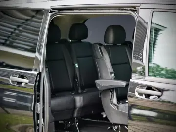 MERCEDES-BENZ Vito Tourer 119 CDI 4x4  Airmatic Dist.Leder