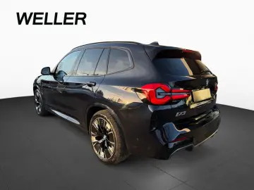 BMW iX3 M-SPORT LI CO PROF ADAP LED HUD ACC