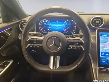 MERCEDES-BENZ C 300 d T AMG AHK LED Kamera Amb Distr