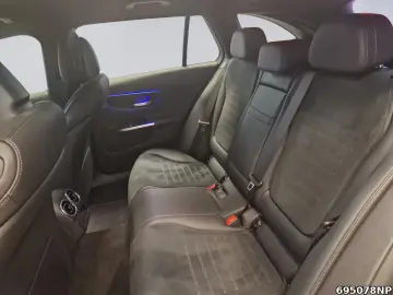 MERCEDES-BENZ C 300 d T AMG AHK LED Kamera Amb Distr