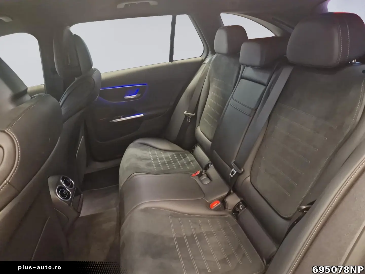 MERCEDES-BENZ C 300 d T AMG AHK LED Kamera Amb Distr