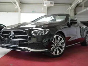 MERCEDES-BENZ E 200 Cabrio Avantgarde LED Navi Kam