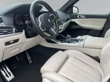 BMW X7 M50 i HUD Panorama Navigation HarmanKardon