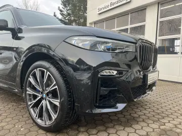 BMW X7 M50 i HUD Panorama Navigation HarmanKardon