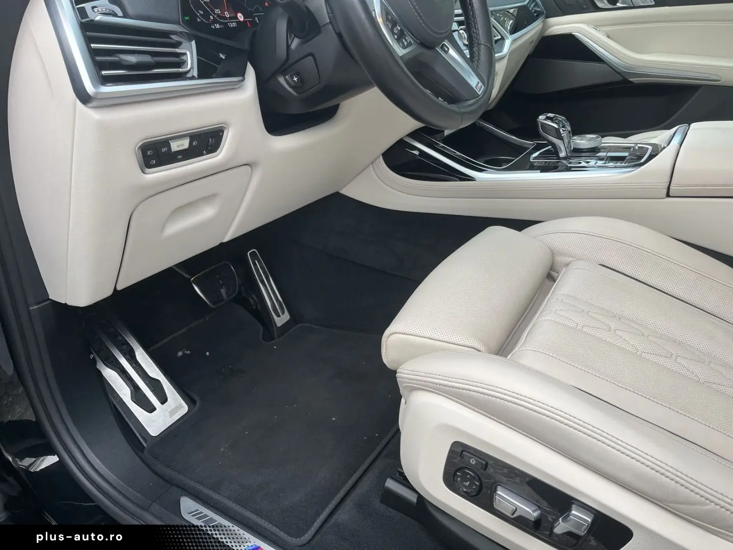 BMW X7 M50 i HUD Panorama Navigation HarmanKardon