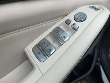 BMW X7 M50 i HUD Panorama Navigation HarmanKardon