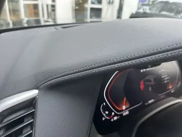 BMW X7 M50 i HUD Panorama Navigation HarmanKardon