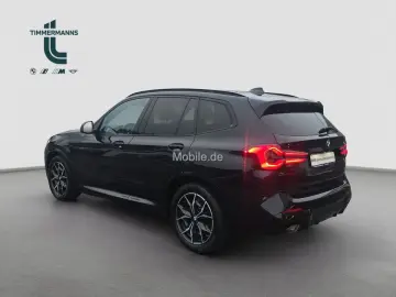BMW X3 xDrive20d AT Navi Bluetooth PDC MP3