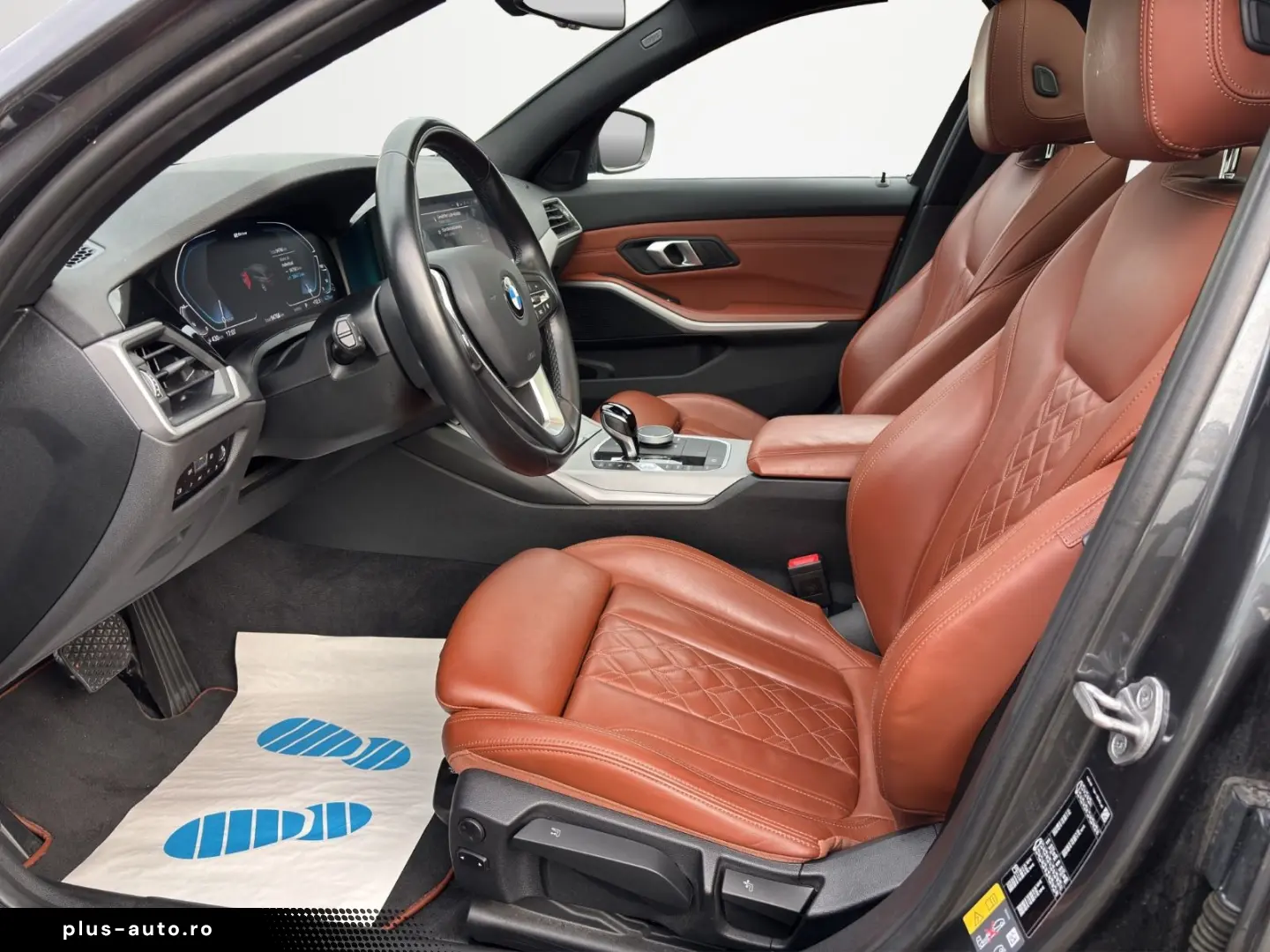 BMW 330 e xDrive  Individual LED Pano ACC AHK