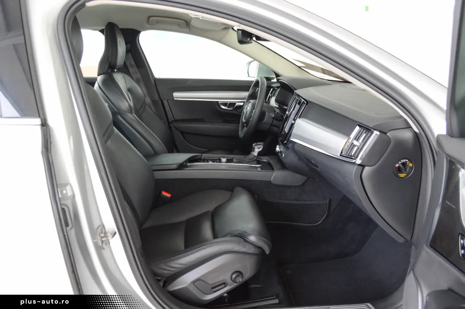 Volvo S90 D3 Geartronic Momentum Pro