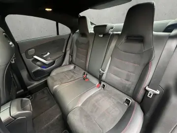 Mercedes-Benz CLA 220d AMG-Line
