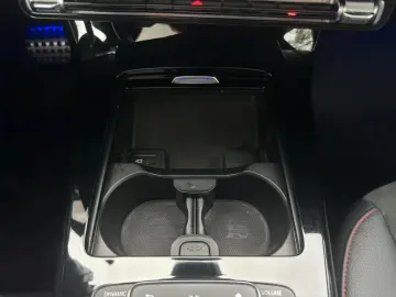 Mercedes-Benz CLA 220d AMG-Line