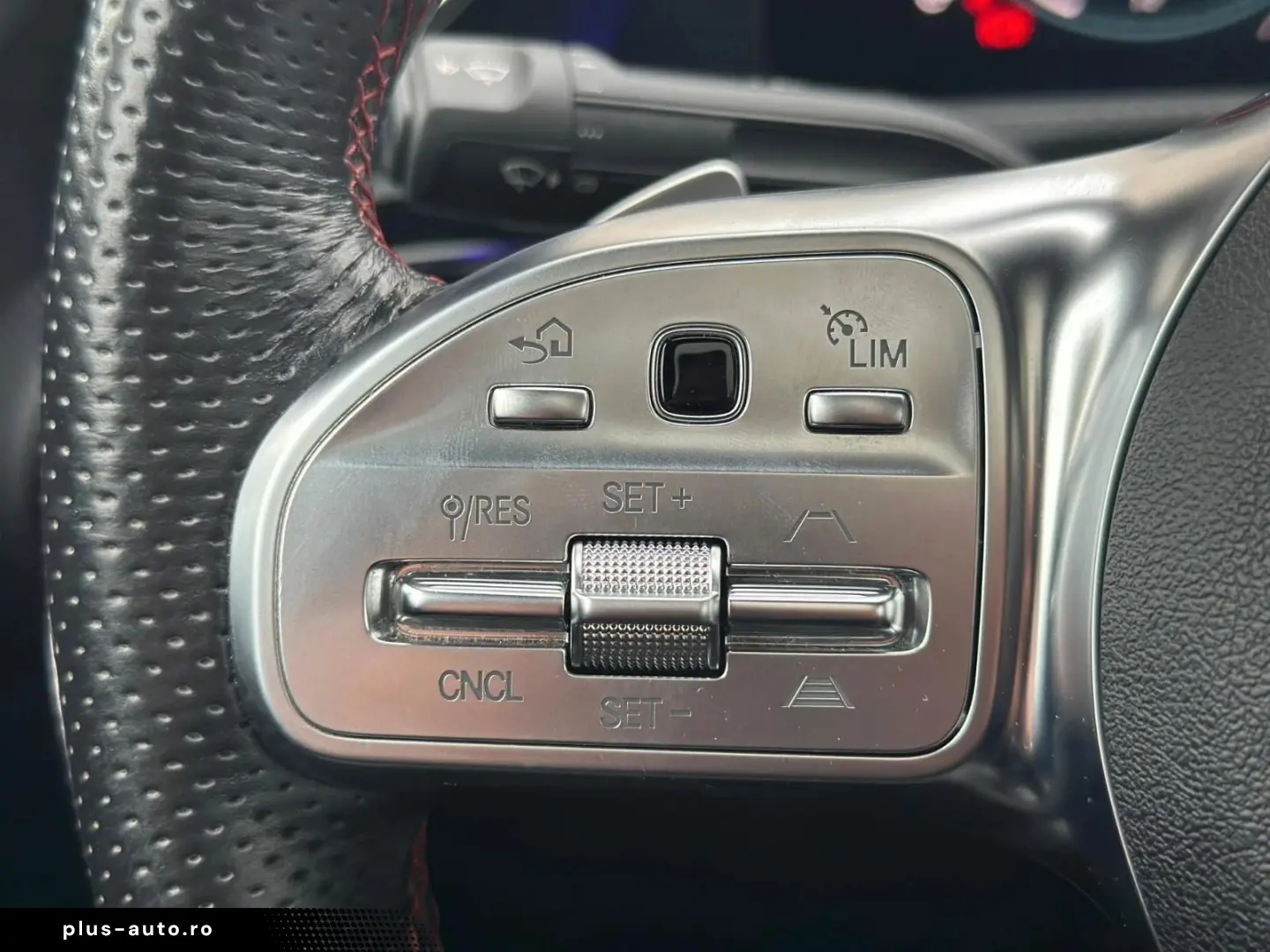 Mercedes-Benz CLA 220d AMG-Line