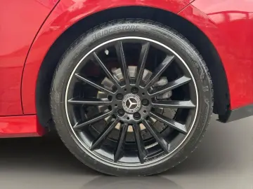 Mercedes-Benz CLA 220d AMG-Line