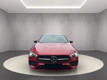 Mercedes-Benz CLA 220d AMG-Line