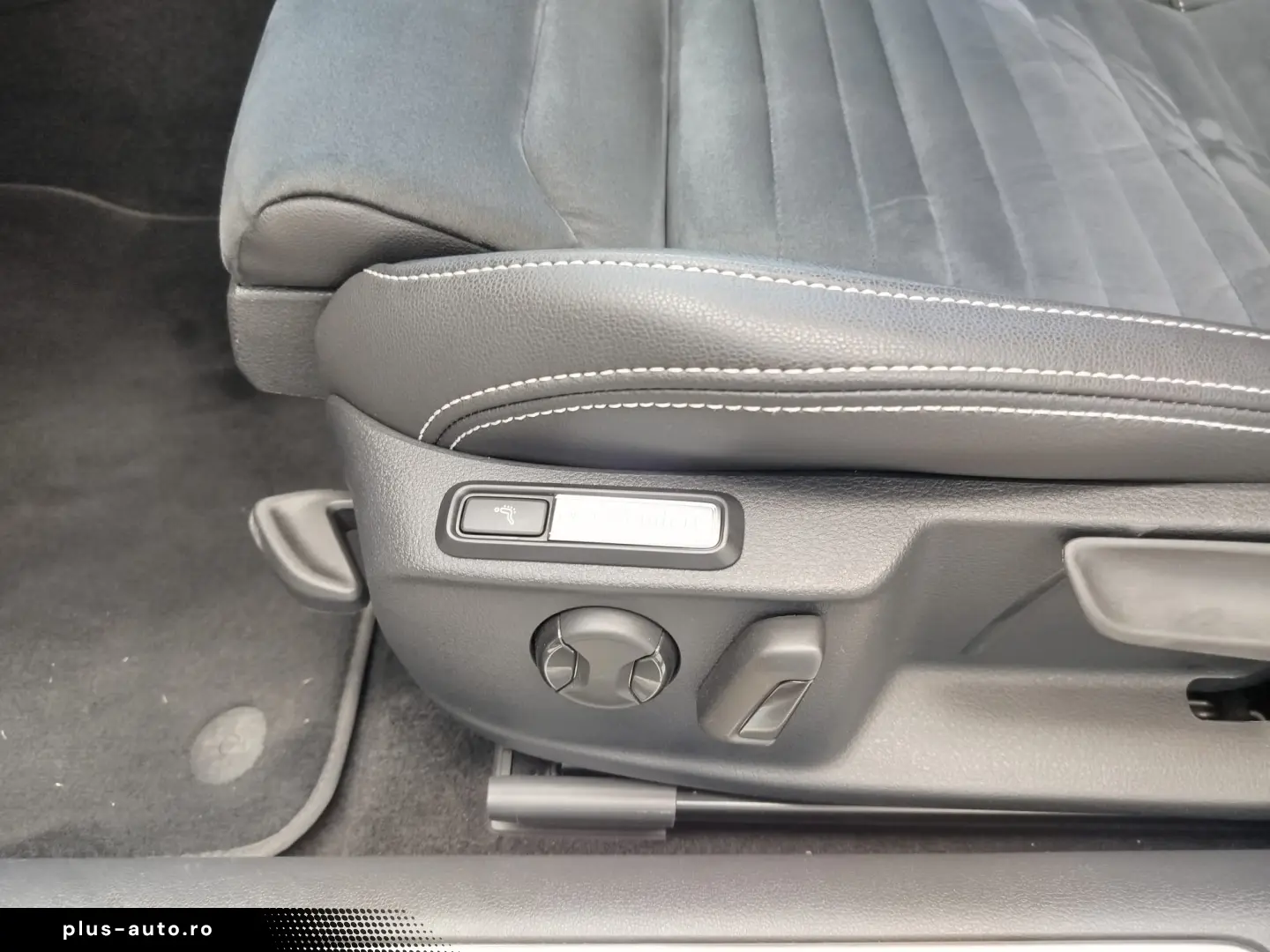 VW PASSAT VAR ELEGANCE 2.0TDI 200CP DSG7 4X4