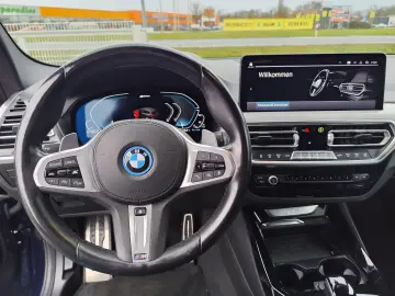 BMW X3 xDrive30e