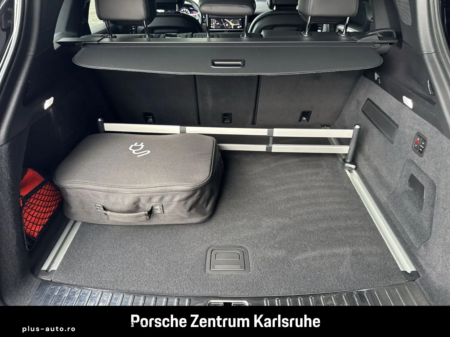 PORSCHE Cayenne E-Hybrid BOSE Luftfederung 20-Zoll