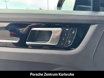 PORSCHE Cayenne E-Hybrid BOSE Luftfederung 20-Zoll