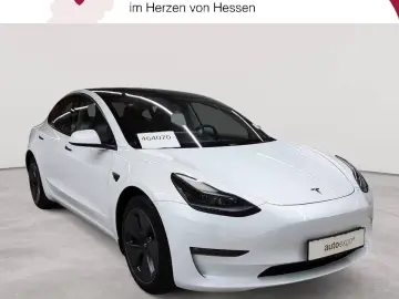 TESLA Model 3 Langstreckenbatt. Allradantrieb