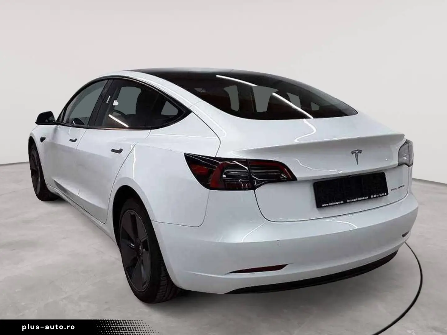 TESLA Model 3 Langstreckenbatt. Allradantrieb