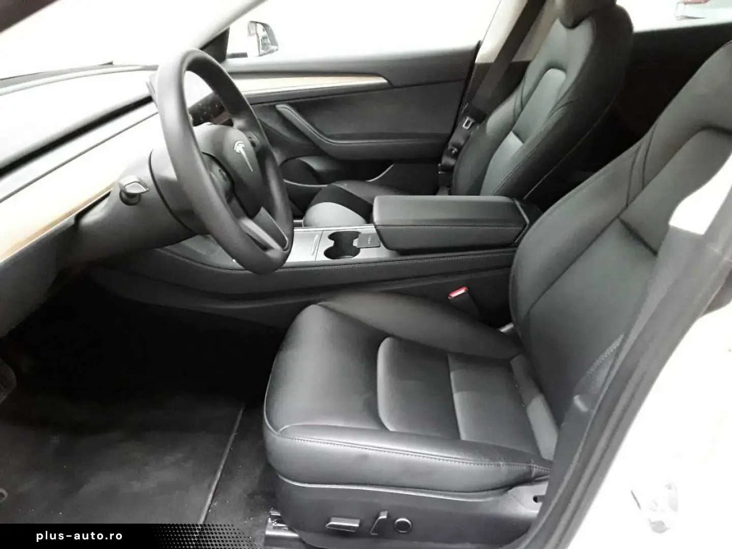 TESLA Model 3 Langstreckenbatt. Allradantrieb