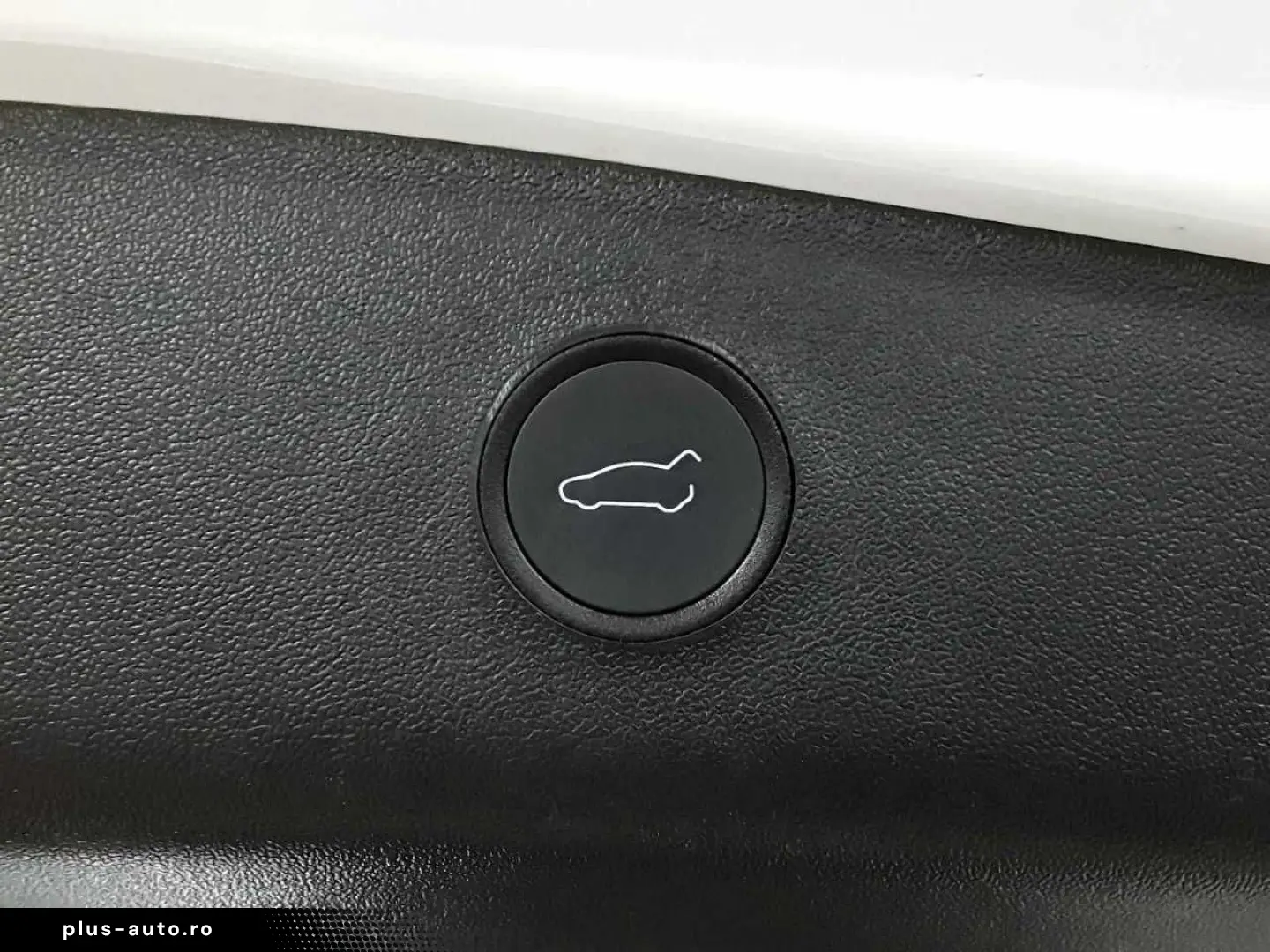 TESLA Model 3 Langstreckenbatt. Allradantrieb