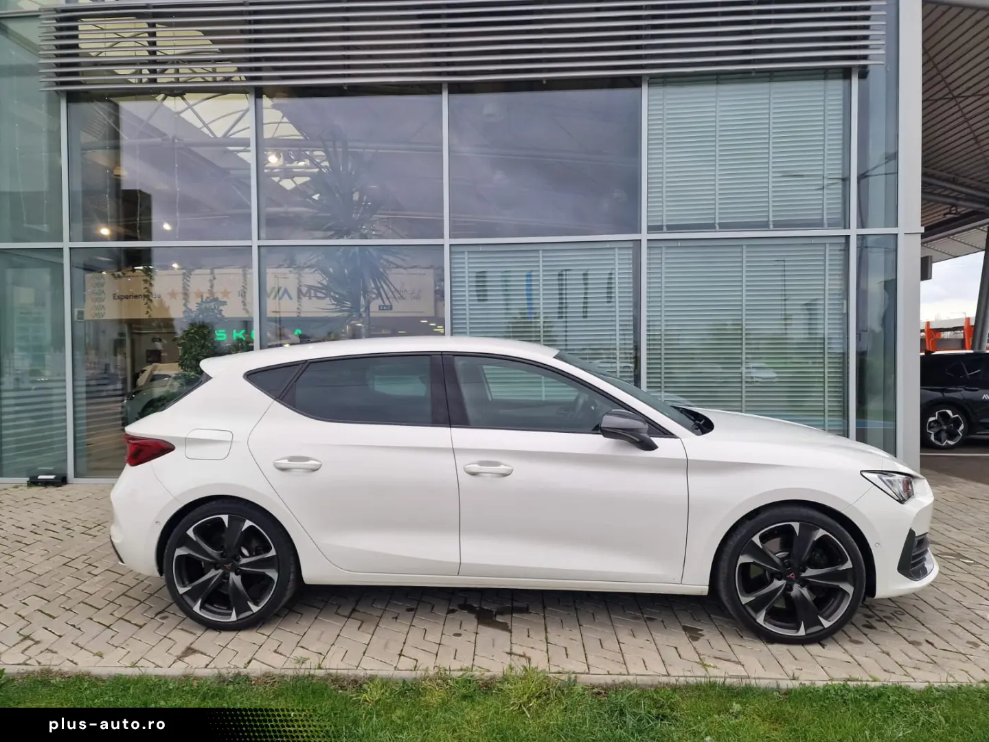 Cupra Leon 1.4 e-Hybrid (180 kW System) VZ