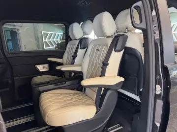 Mercedes-Benz V 300 Petrol Luxury-seats 2025 extra Long