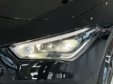 MERCEDES-BENZ CLA 180 Coupe AMG-LINE MBEAM KAMERA KEYLESS