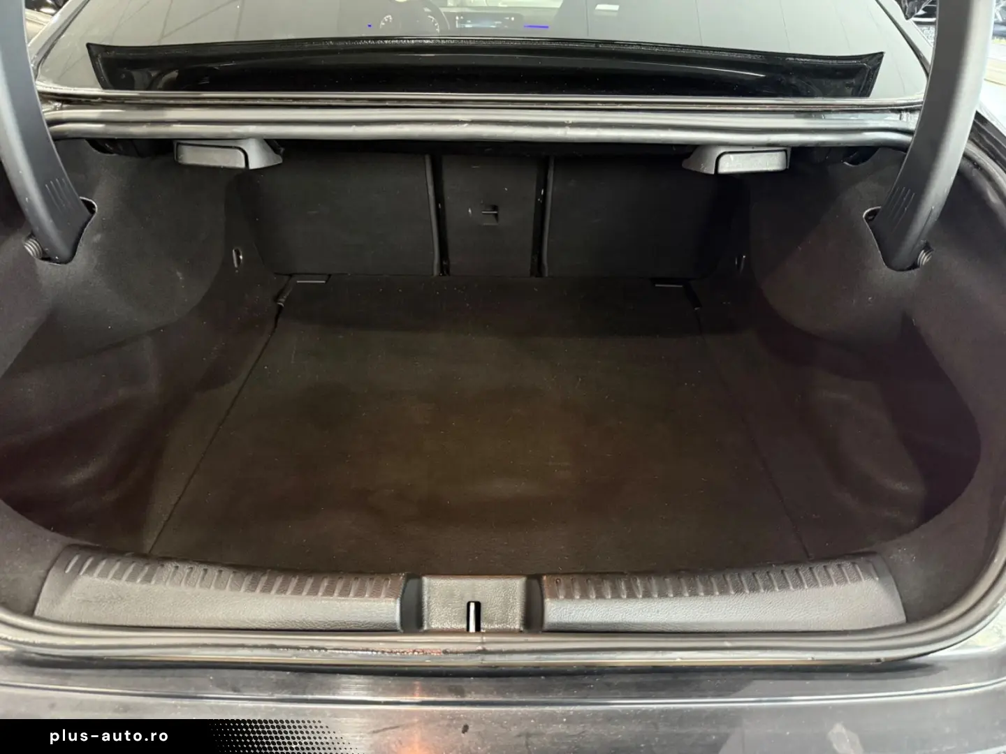 MERCEDES-BENZ CLA 180 Coupe AMG-LINE MBEAM KAMERA KEYLESS